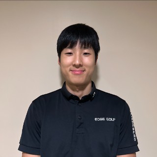 Dong Hun Kim headshot